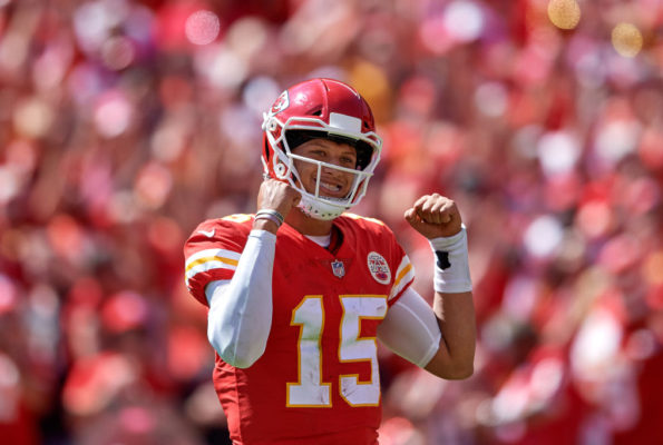 patrick mahomes-nfl-tom brady-drew brees-kansas city chiefs-new orleans saints-los angeles rams-super bowl-odds-2019-super bowl LIV