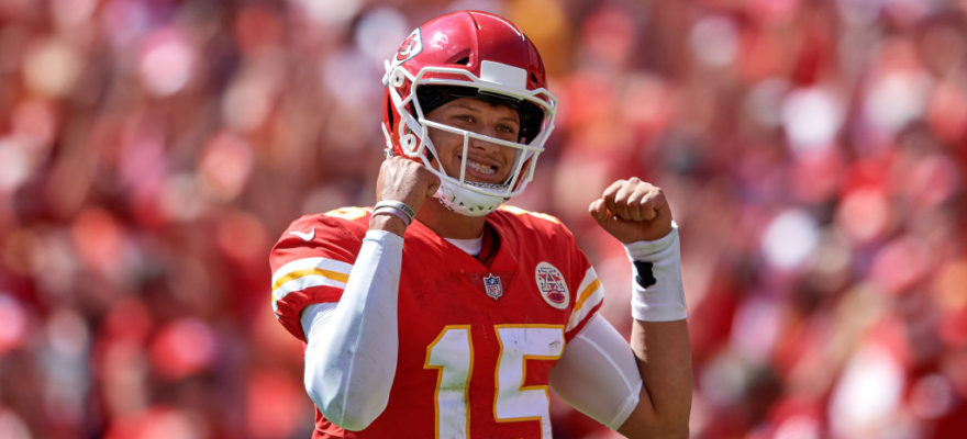 patrick mahomes-nfl-tom brady-drew brees-kansas city chiefs-new orleans saints-los angeles rams-super bowl-odds-2019-super bowl LIV