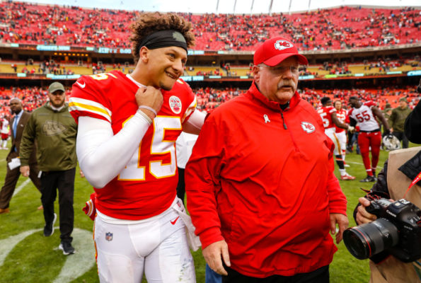 super bowl-super bowl 54-super bowl LIV-predictions-picks-point spread-betting odds-betting-odds-over/under-betting lines-patrick mahomes-woody paige-las vegas-kansas city chiefs-chiefs-san francisco 49ers-49ers-nfl-lombardi trophy-patrick mahomes-andy reid-george kittle-travis kelce-tyreek hill-andy reid-kyle shanahan-mike shanahan-denver broncos-jimmy garoppolo-richard sherman-nick bosa