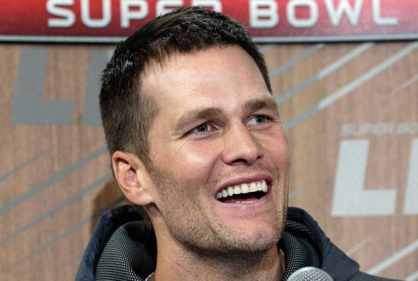 tom brady-tampa bay-tampa bay buccaneers-bucs-nfl-free agency-rumors-2020-contract-mike evans-chris godwin-patriots-new england patriots-robert kraft-bill belichick-rob gronkowski-bruce arians-super bowl-odds-betting odds-sportsbook