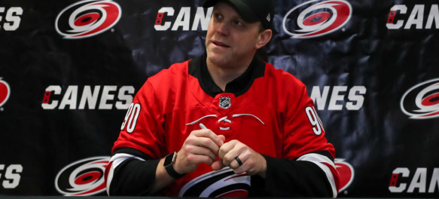 david ayers-emergency-carolina hurricanes-NHL-goalie-goaltender-EBUG-emergency back up goalie-emergency backup goalie-emergency backup goaltender-emergency back up goaltender