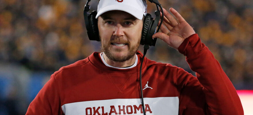 lincoln riley-nfl-oklahoma-matt campbell-iowa state-rumors-coaching carousel-hired-hot seat-urban meyer-college football-texas-ou-SEC-big 12